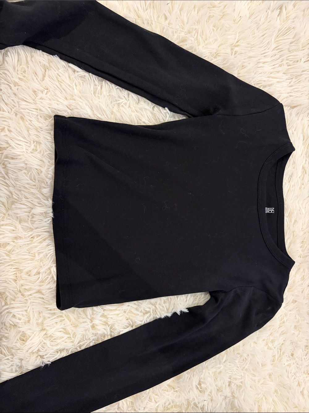 No Boundaries Men's Black Crewneck Long Sleeve Sweater